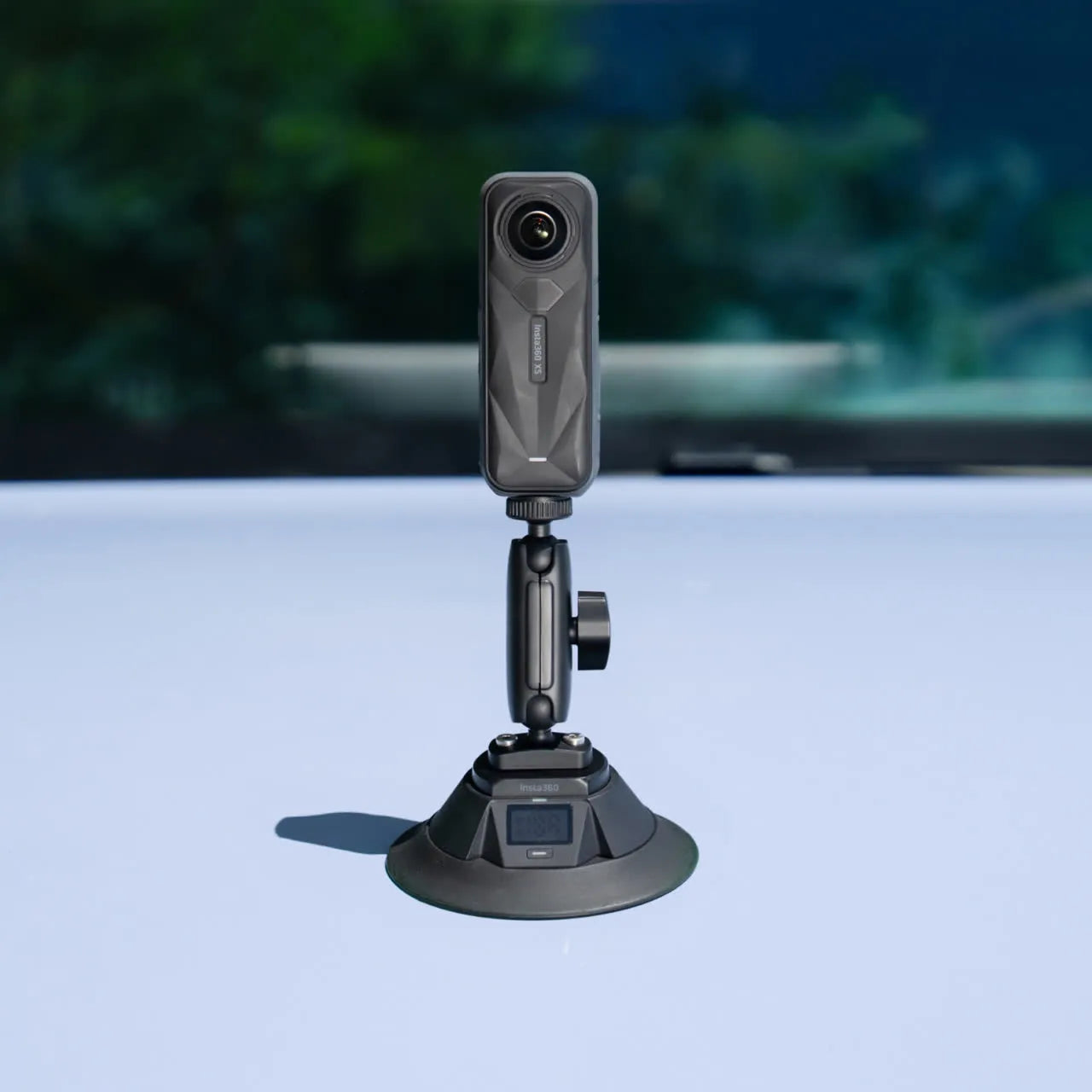 Insta360 電動吸盤支架 Electric Suction Cup Mount