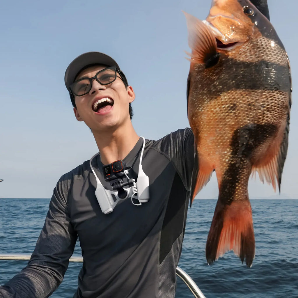 Insta360 預錄續航頸掛支架 FOMO Power Neck Mount