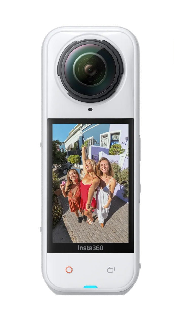 Insta360 X5
